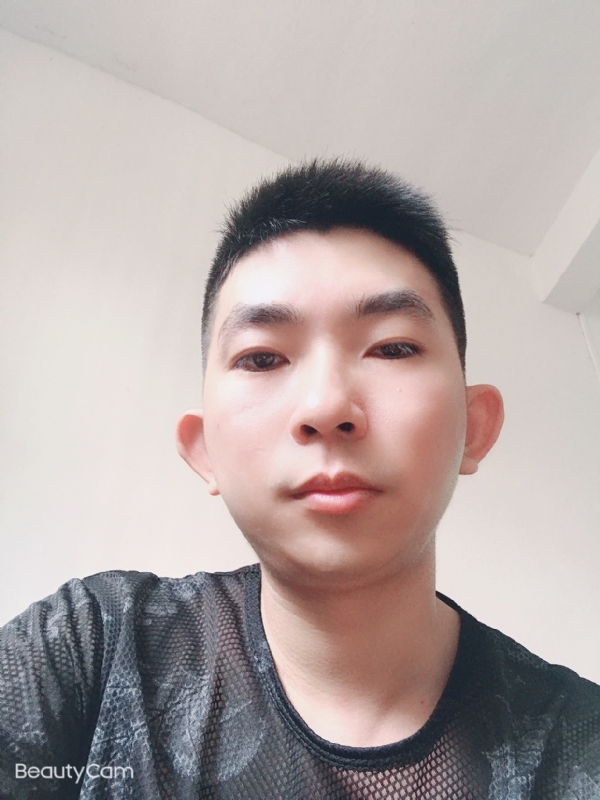 诚恳的第一张照片--常州相亲服务中心