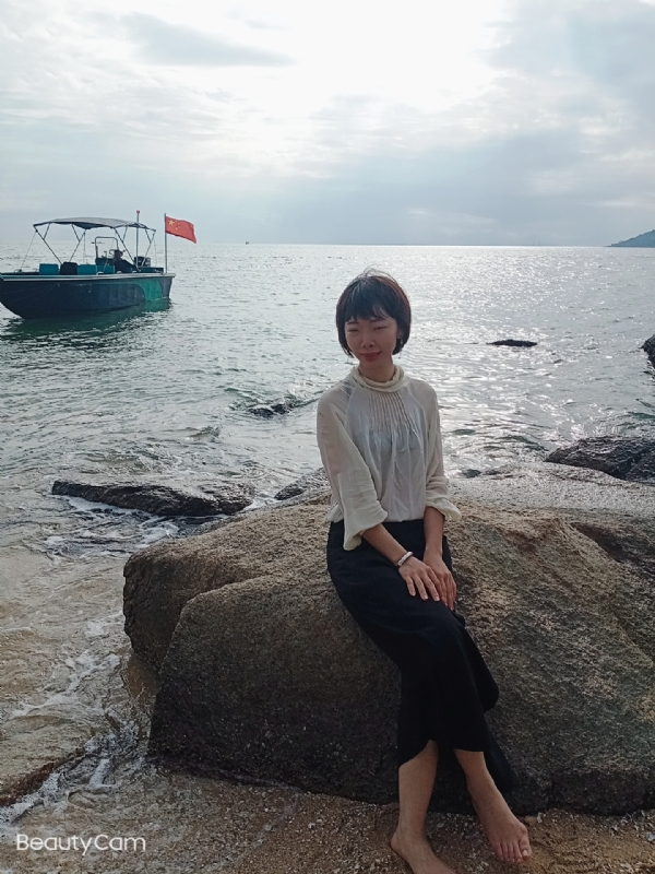 悠悠南山下的第二张照片--常州相亲服务中心