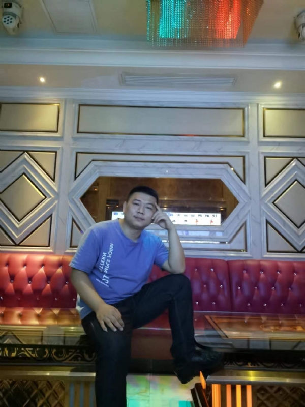 黄生的第四张照片--常州相亲服务中心