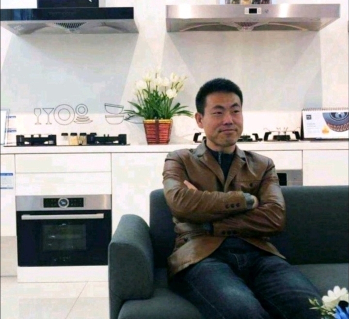 奋斗的执着的第一张照片--常州相亲服务中心