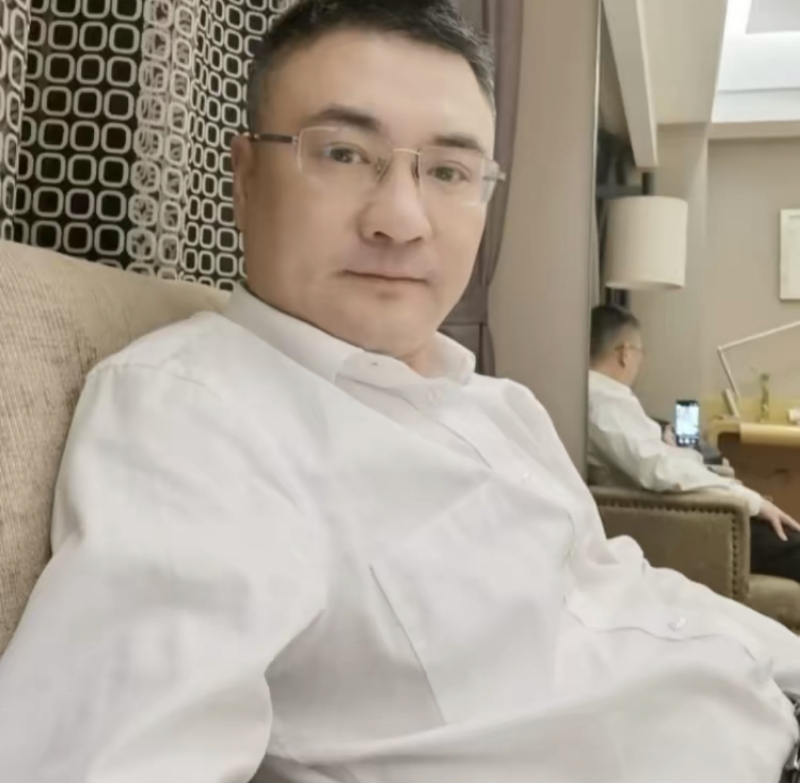 追逐的第二张照片--常州相亲服务中心