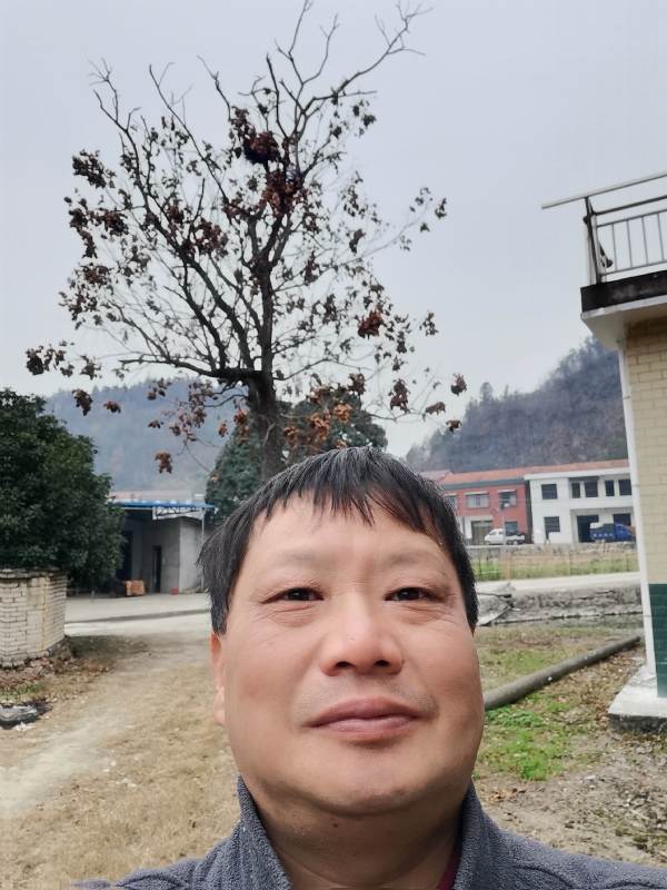 苏众青春冲浪的第一张照片--常州相亲服务中心