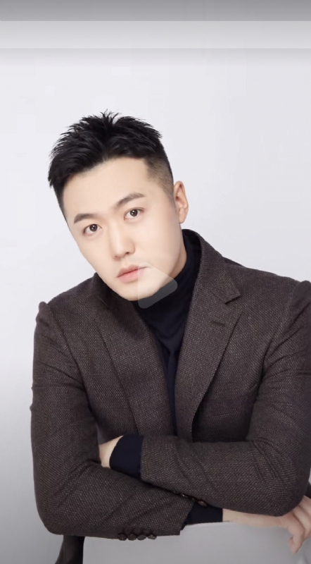 杨天枭的第一张照片--常州相亲服务中心