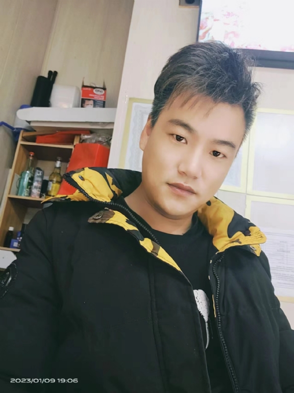 孤酒枕愁眼眠的第一张照片--常州相亲服务中心