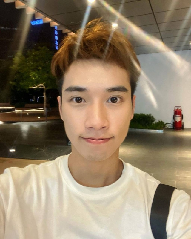 油菜花的第一张照片--常州相亲服务中心