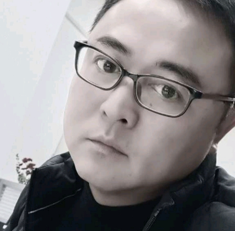 小石头的第一张照片--常州相亲服务中心