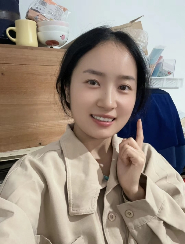 多喝热水的第一张照片--常州相亲服务中心