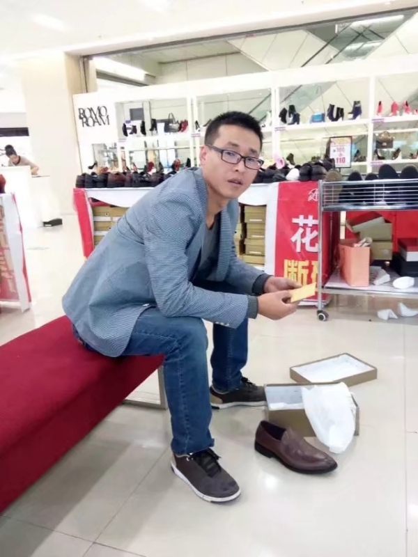 借我你的手的第一张照片--常州相亲服务中心