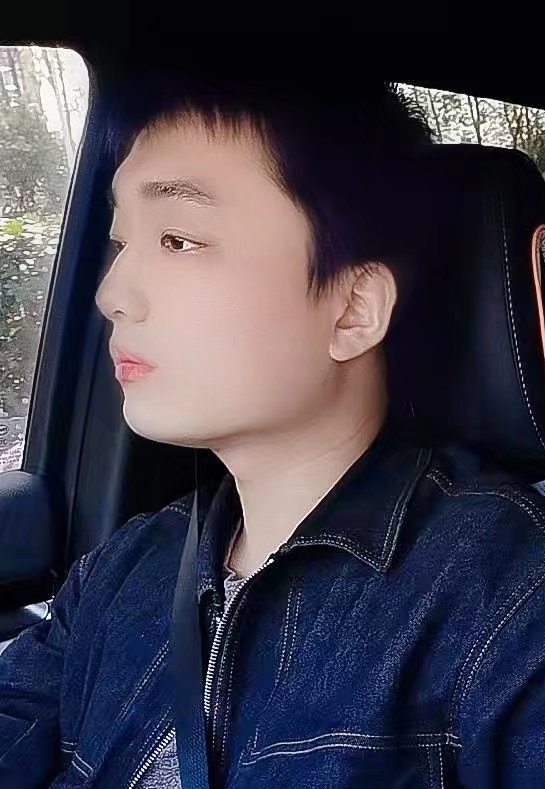 凉锦年的第一张照片--常州相亲服务中心