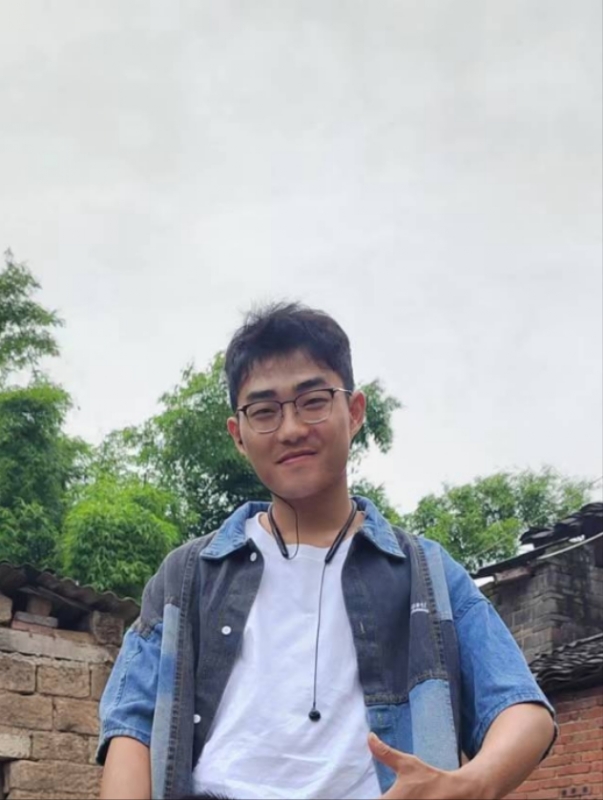 越努力越幸运的第一张照片--常州相亲服务中心