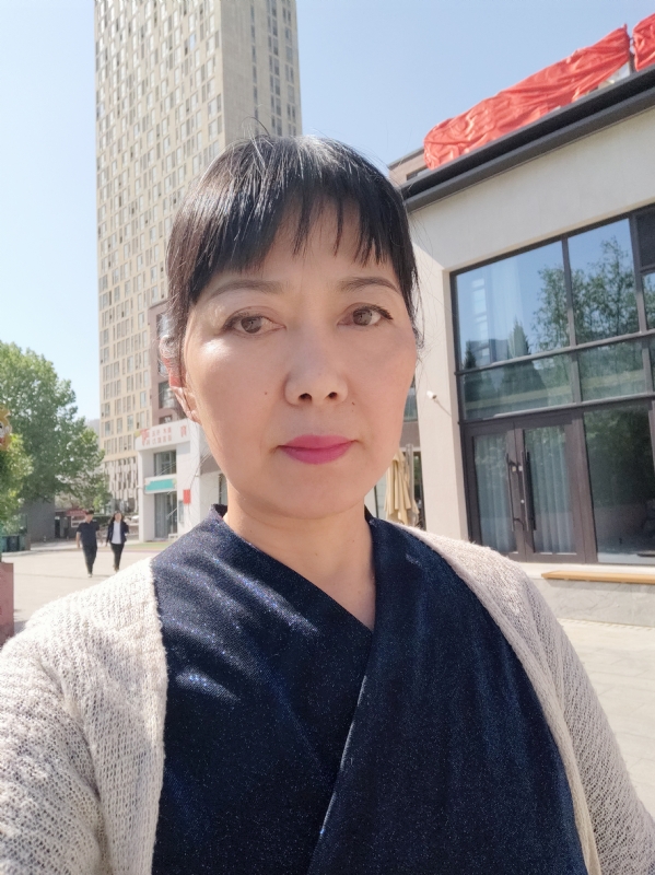 天山雪莲的第一张照片--常州相亲服务中心