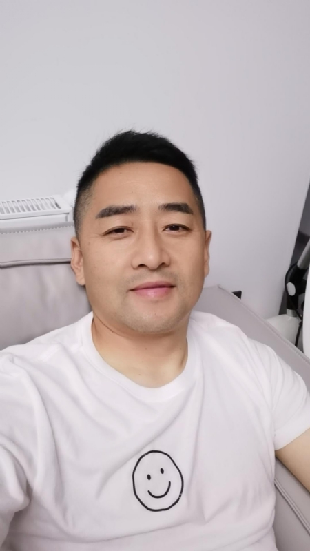 向阳而生的第一张照片--常州相亲服务中心