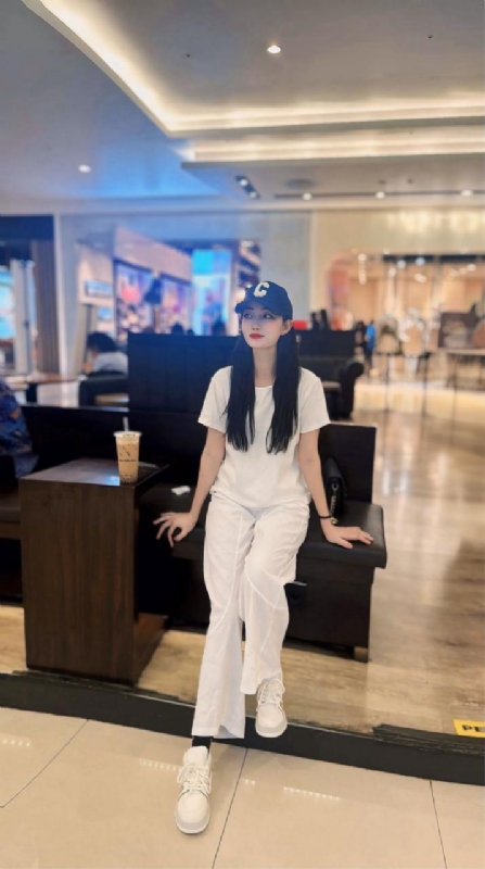 卖火柴的小女孩的第一张照片--常州相亲服务中心