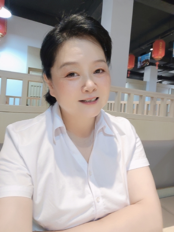 丁姐爱生活的第一张照片--常州相亲服务中心