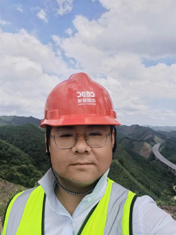 冰城小土匪的第一张照片--常州相亲服务中心