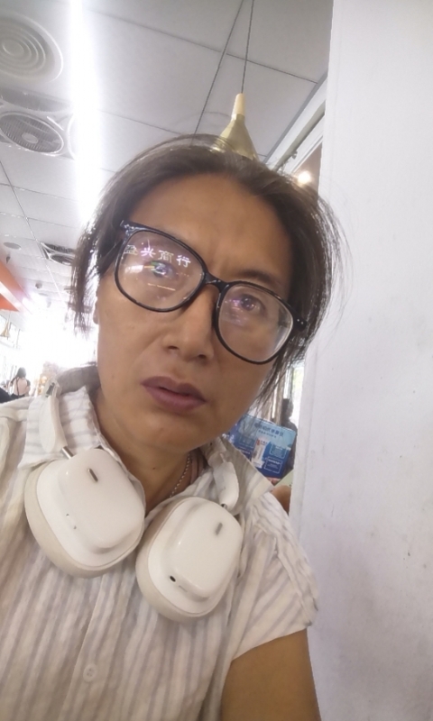 冬天的蔷薇的第三张照片--常州相亲服务中心