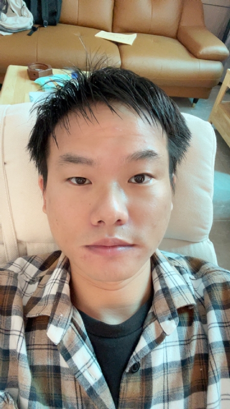 向日葵的第一张照片--常州相亲服务中心