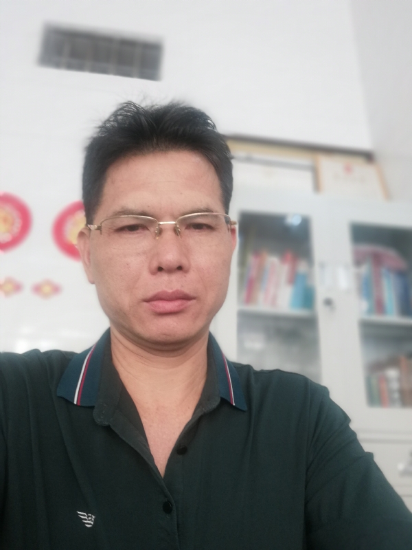 后视镜的第二张照片--常州相亲服务中心