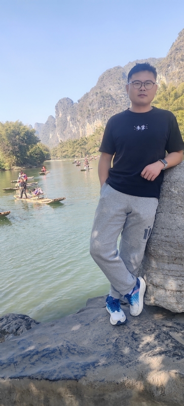 受过伤的狼的第二张照片--常州相亲服务中心