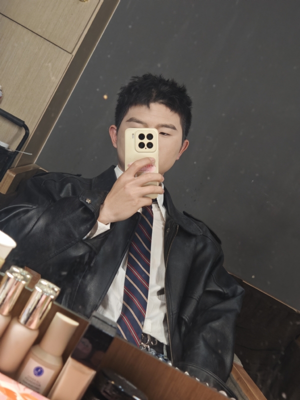 郝天翔的第一张照片--常州相亲服务中心