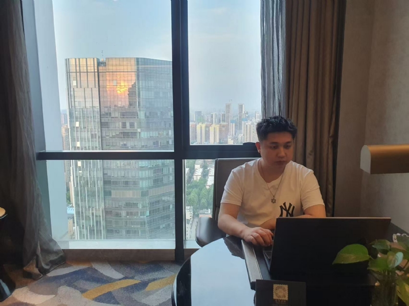 ying的第一张照片--常州相亲服务中心