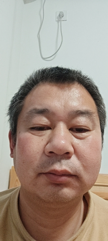 龙万的第一张照片--常州相亲服务中心