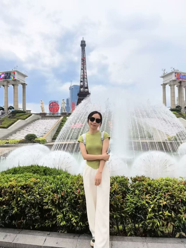 秋风落叶的第一张照片--常州相亲服务中心