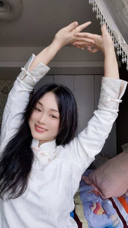 伊伊的第四张照片--常州相亲服务中心