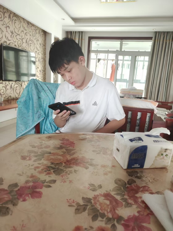 铁在烧的第一张照片--常州相亲服务中心