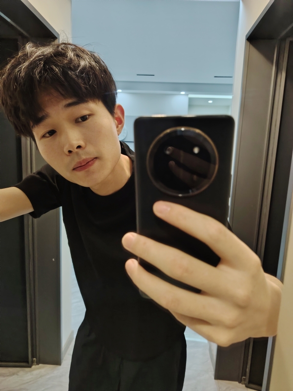 杨苏帝的第二张照片--常州相亲服务中心