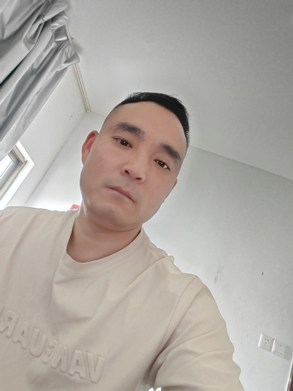 小锋的第一张照片--常州相亲服务中心