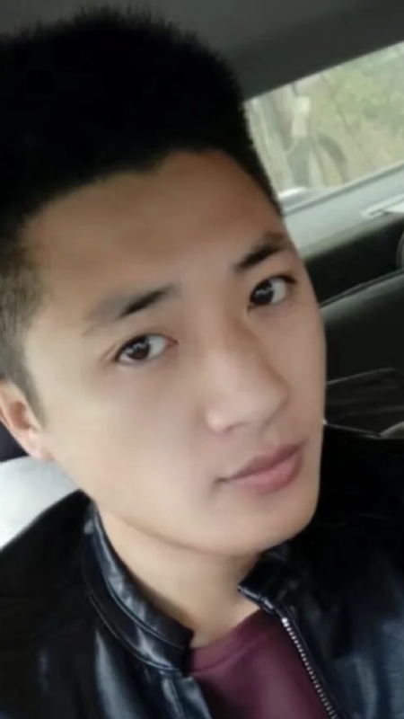 小汤米的第二张照片--常州相亲服务中心