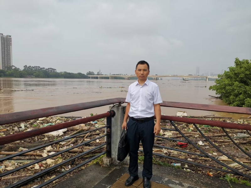 石泽根的第一张照片--常州相亲服务中心