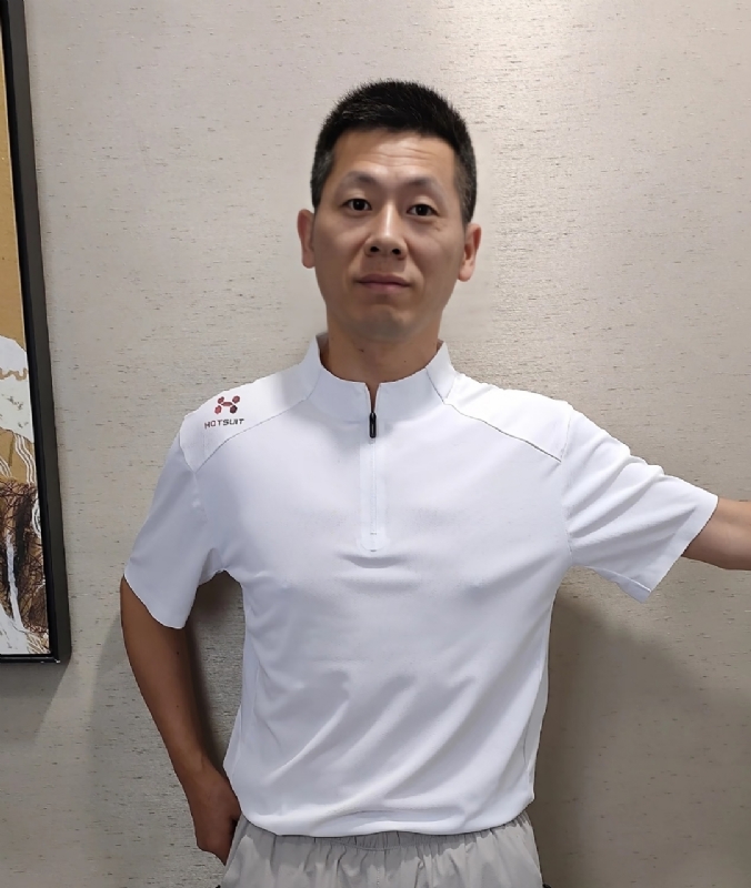 红旗下长大的第一张照片--常州相亲服务中心