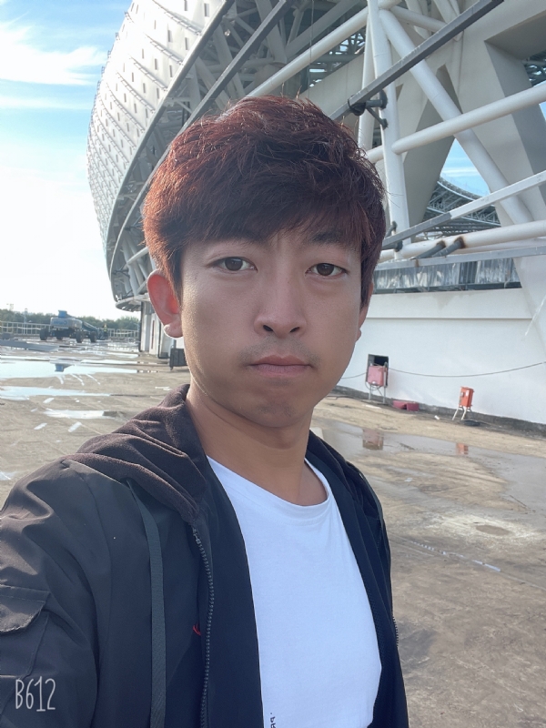 绅士大男孩的第一张照片--常州相亲服务中心