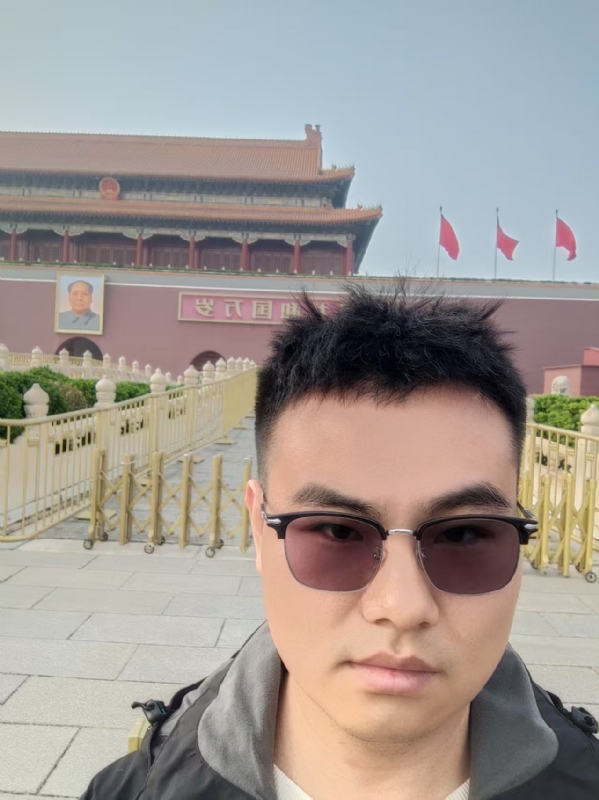 喧嚣的风的第一张照片--常州相亲服务中心