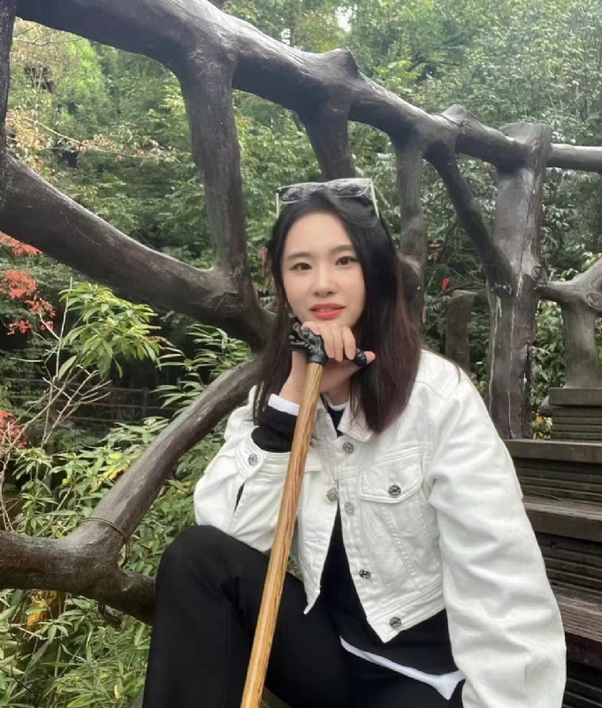 琪琪的第一张照片--常州相亲服务中心