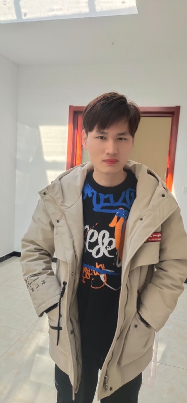 真诚的小帅的第一张照片--常州相亲服务中心