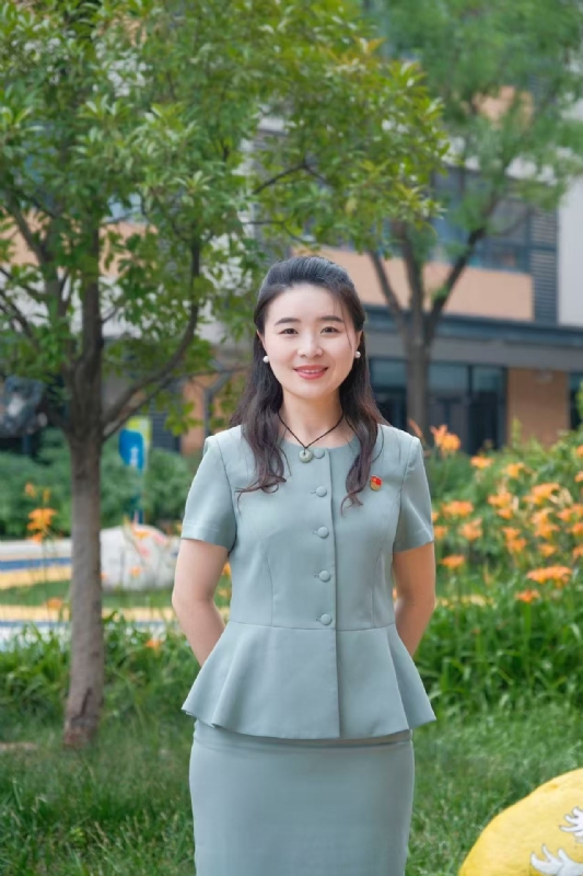 弯弯的第一张照片--常州相亲服务中心